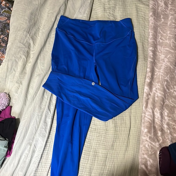 Blue lululemon tights - Picture 1 of 3